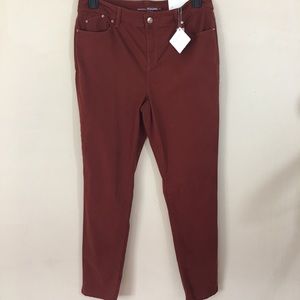 Chico’s platinum Jeggings Slim Fit SZ 2